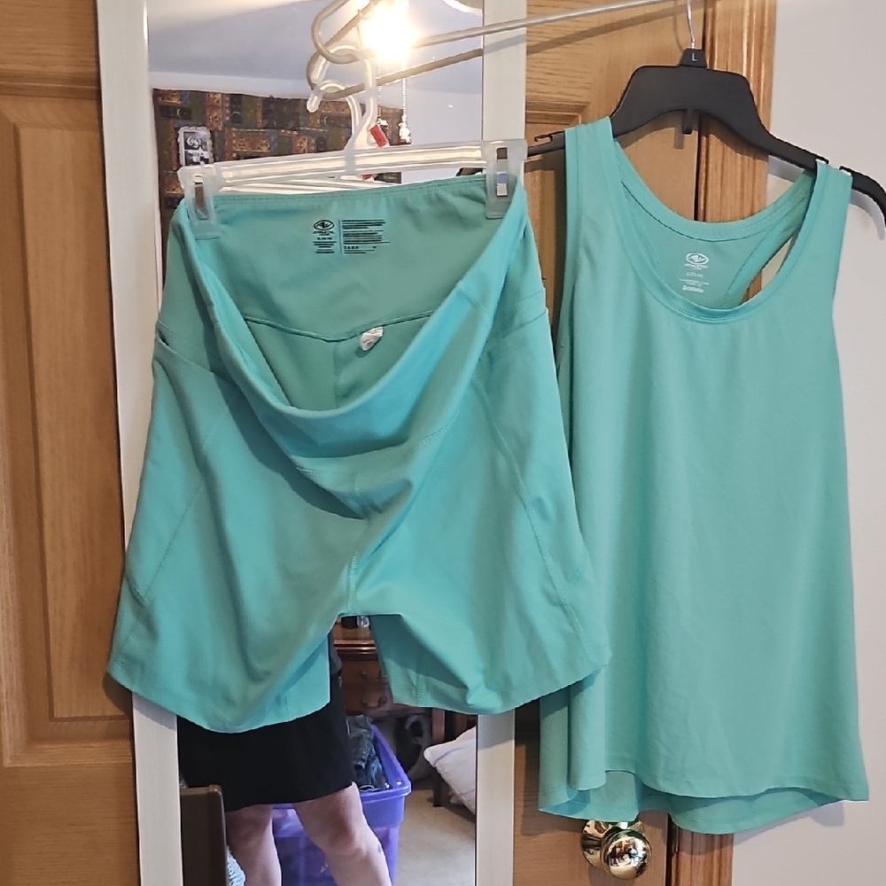 NWOT Athletic Works Teal Tank Top And Biker Shorts